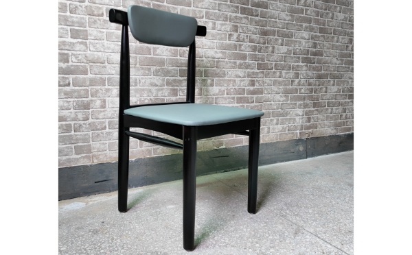 創(chuàng)意風(fēng)格西餐廳時(shí)尚簡約實(shí)木牛角椅