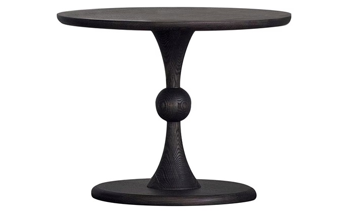 時尚西餐廳高端實(shí)木餐桌