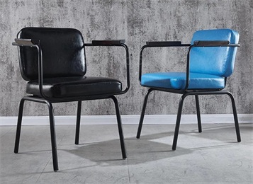 工業(yè)風(fēng)清吧鐵藝軟包靠背椅